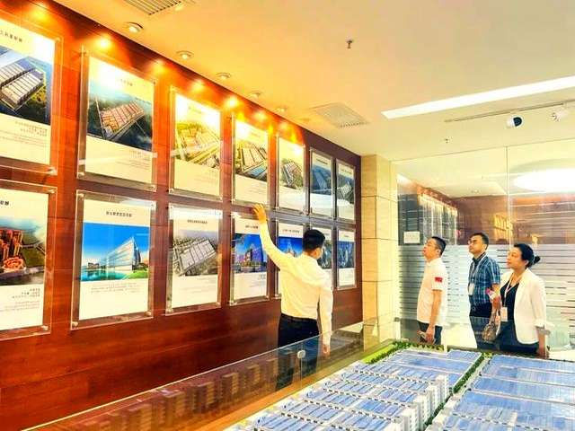 人脸识别智能储物柜测评